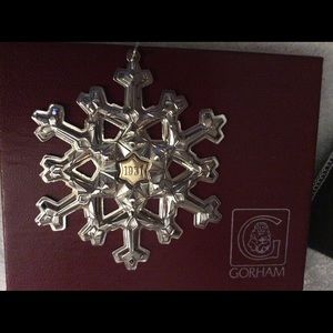 Vintage 1981 Sterling silver Gotham snowflake.